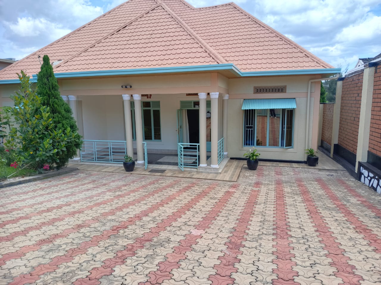4 Bedroom House · For rent · RWF 1,800,000 · kigali