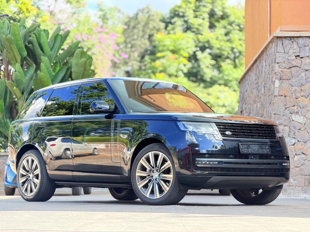 2022 RANGE ROVER VOGUE P400